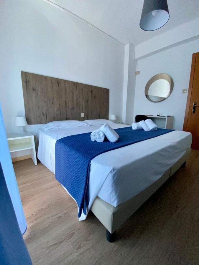 Hotel Danieli Лідо-ді-Єзоло Екстер'єр фото